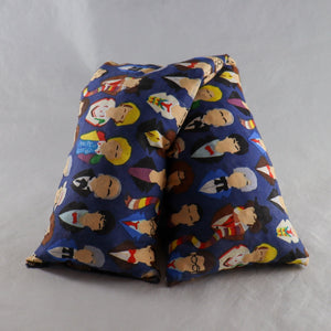 A NerdyKeppie CLOSEOUT 12 Doctors Heat & Cold Pack. 