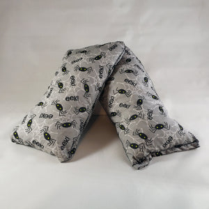 A NerdyKeppie Spiders Halloween Heat & Cold Pack. 